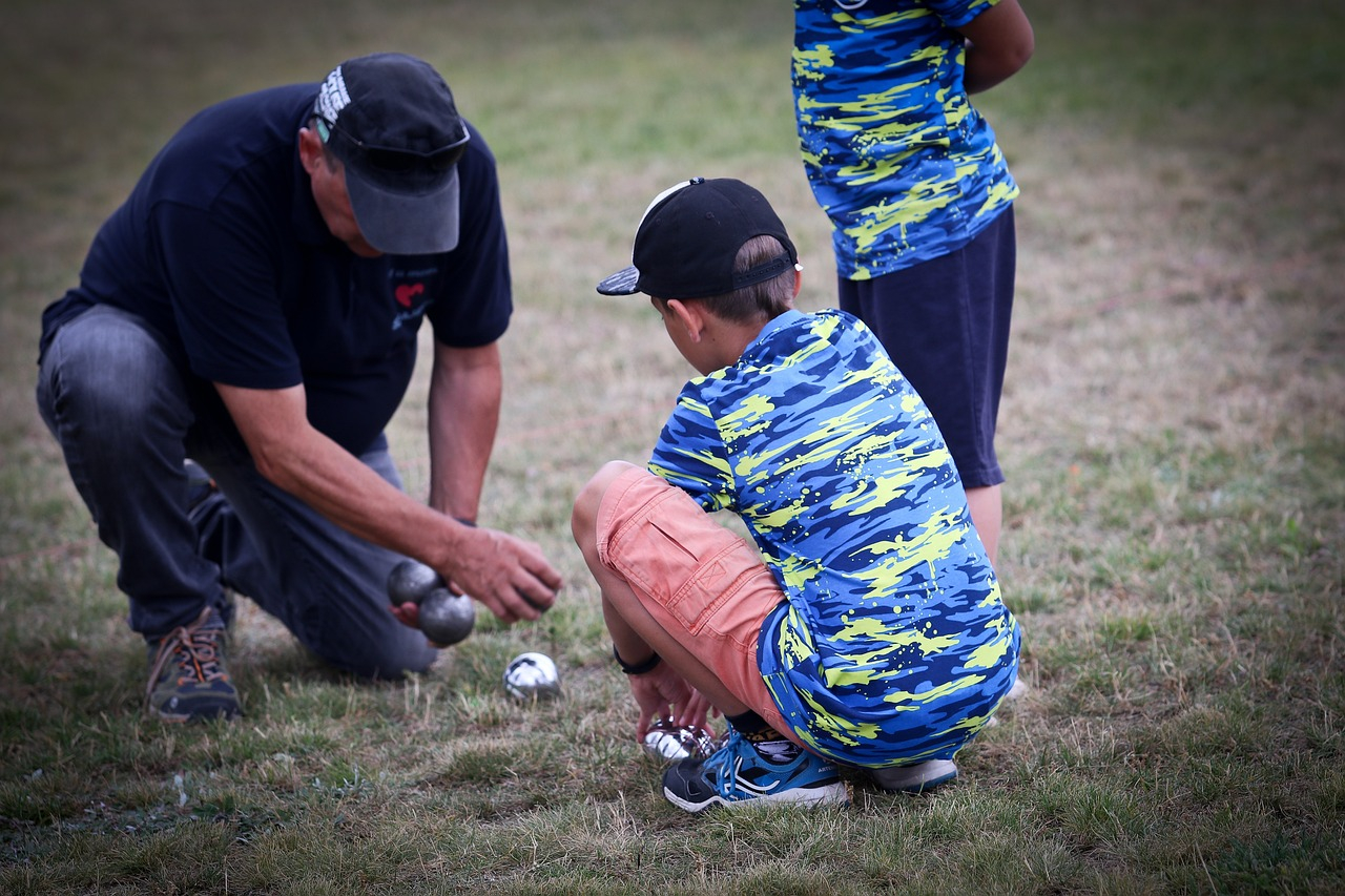 apprendre pétanque