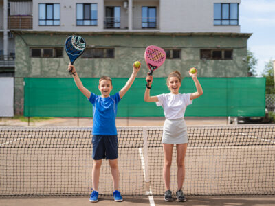 vêtements sportifs pour enfants